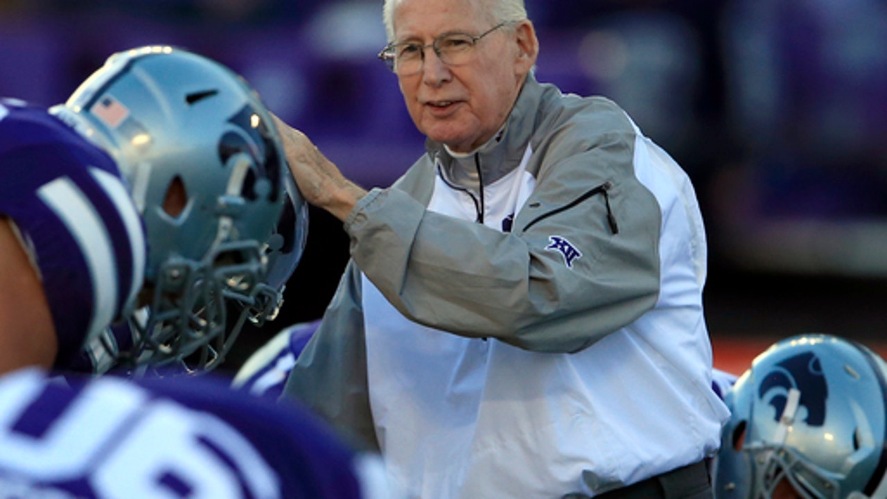 Oklahoma's Stoops, Kansas State's Snyder to face off again